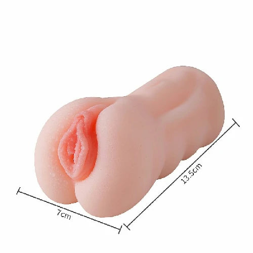 Masturbador Masculino Vagina Cyberskin com textura interna e material macio ao toque. Formato anatômico, compacto e fácil de manusear, com 13,5 cm de comprimento.