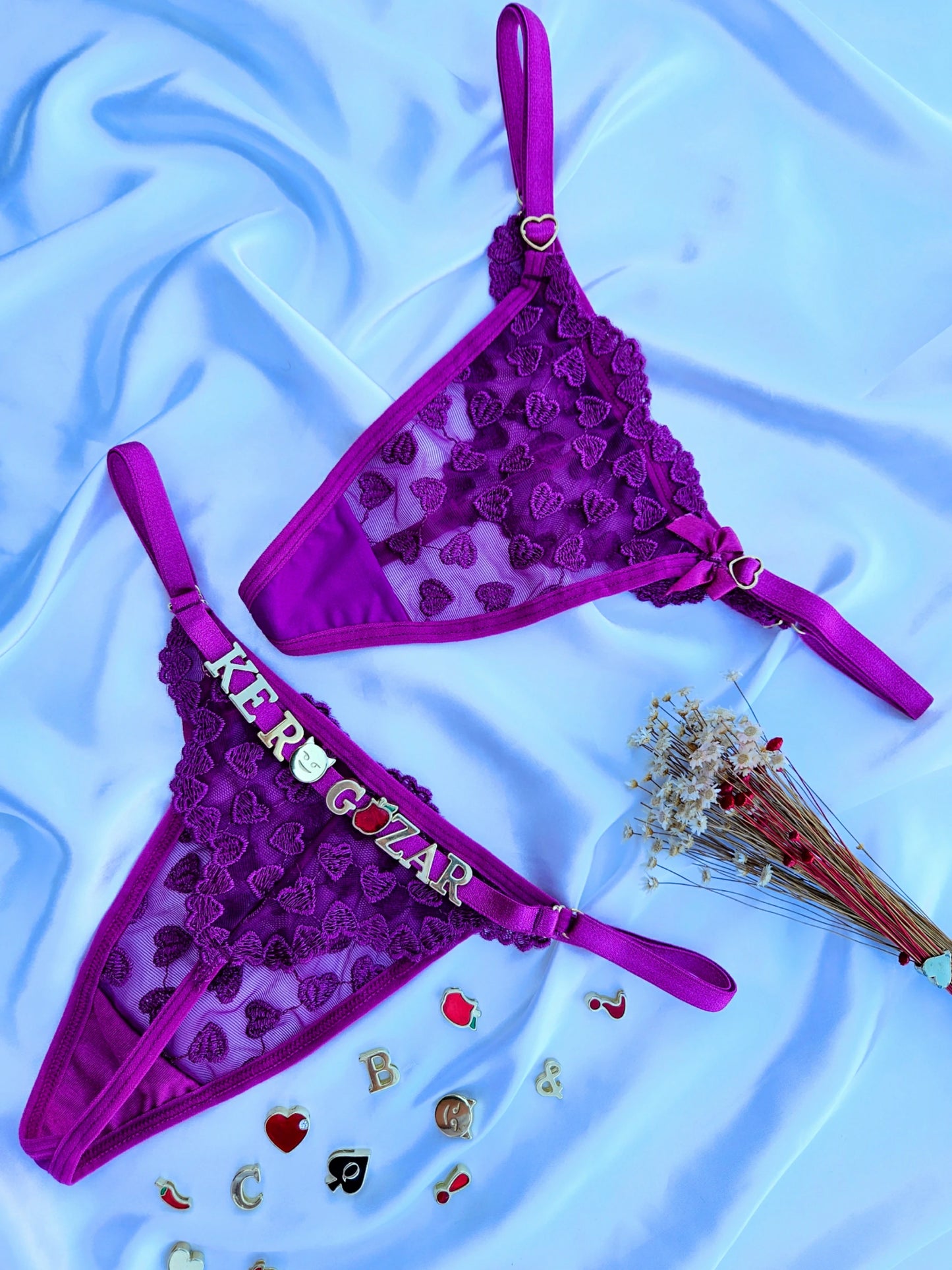 CALCINHA PERSONALIZADA EM TULE ROXA
