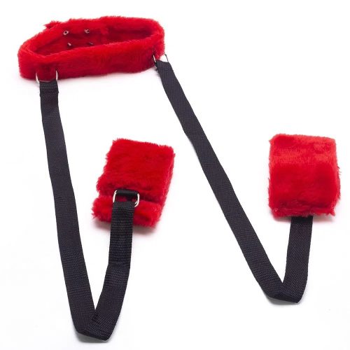 COLEIRA EM PELUCIA COM AMARRAS PARA PERNAS SEXY FANTASY