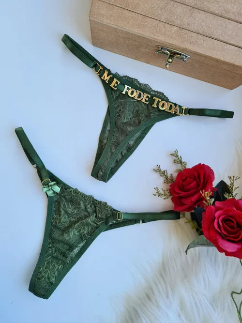 CALCINHA PERSONALIZADA EM RENDA VERDE