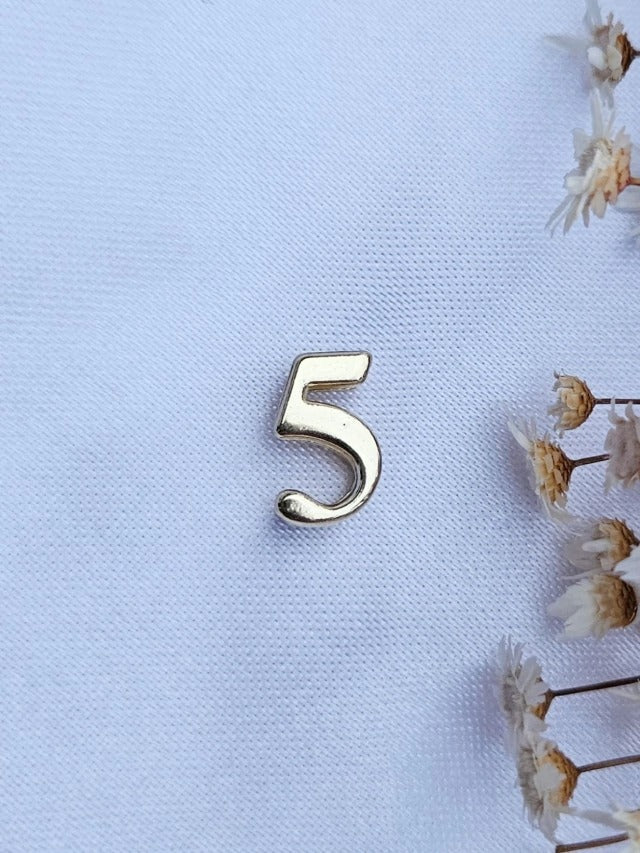 LETRAS PERSONALIZADAS PARA CALCINHA DOURADA BIJUTERIA
