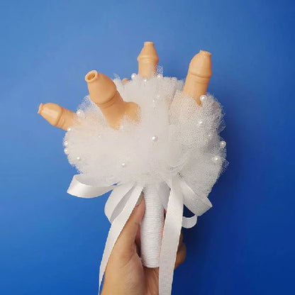 BUQUE DE NOIVA BRANCO EROTICO COM MINI PENIS BEGE